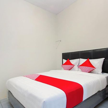 Oyo 1718 Homestay Wak Gobenk Salakan Exteriér fotografie
